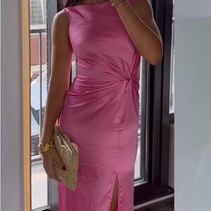 Elegant Pink Sleeveless Dress